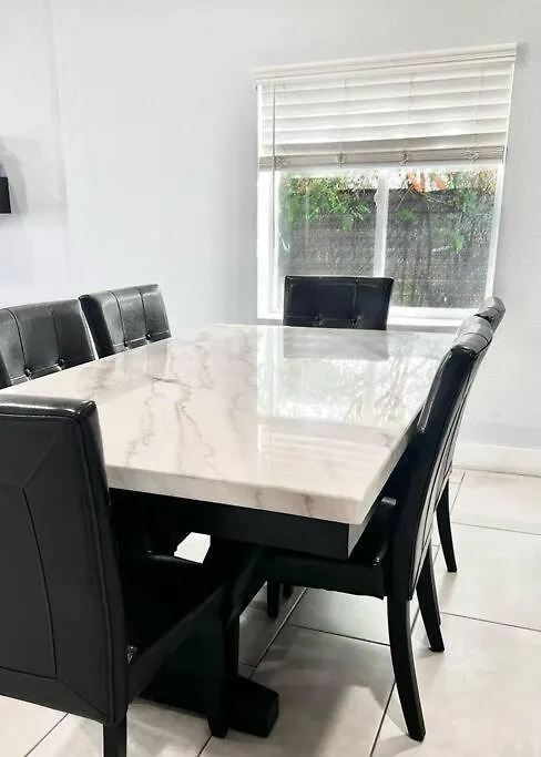 Affordable Modern Home Near Airport! Private Az Phoenix Holiday home