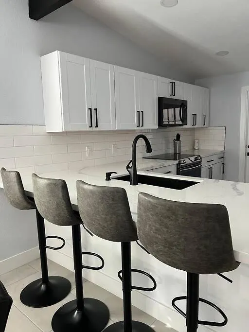Affordable Modern Home Near Airport! Private Az Phoenix United States