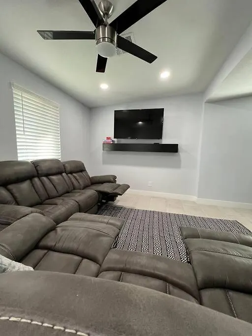 Holiday home Affordable Modern Home Near Airport! Private Az Phoenix